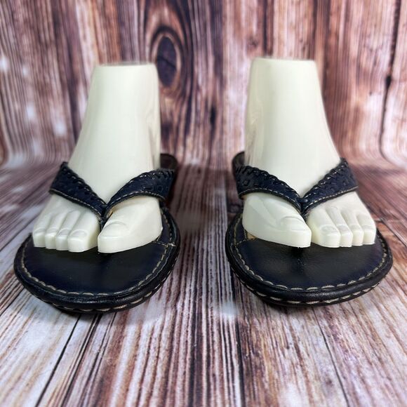 BORN Sandals Womens Size 6 Blue Leather Flip Flops Thongs Flats Casual Shoes - Picture 2 of 11